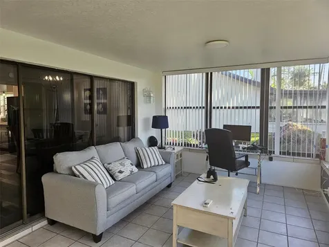 4522 La Jolla Drive Bradenton FL 34210