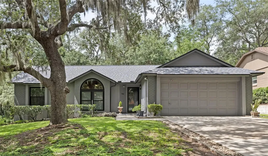 7949 Goldleaf Street Orlando FL 32835