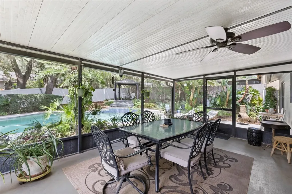 7949 Goldleaf Street Orlando FL 32835