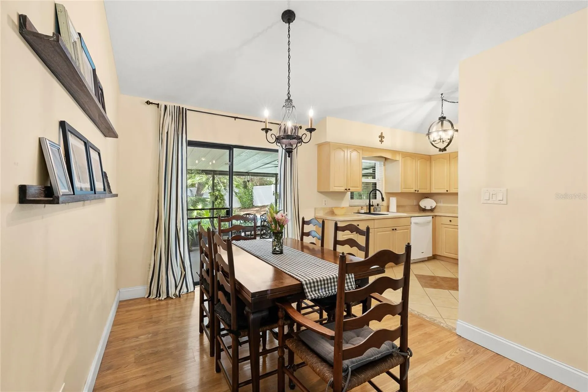 7949 Goldleaf Street Orlando FL 32835