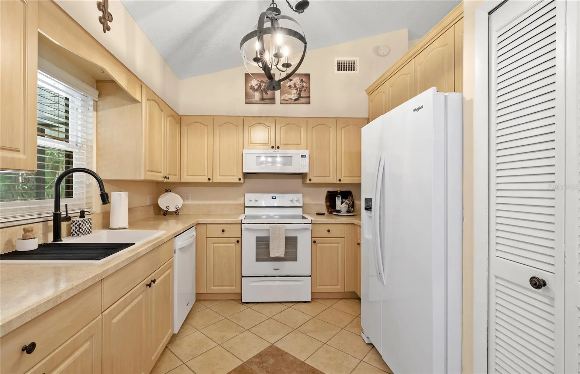 7949 Goldleaf Street Orlando FL 32835
