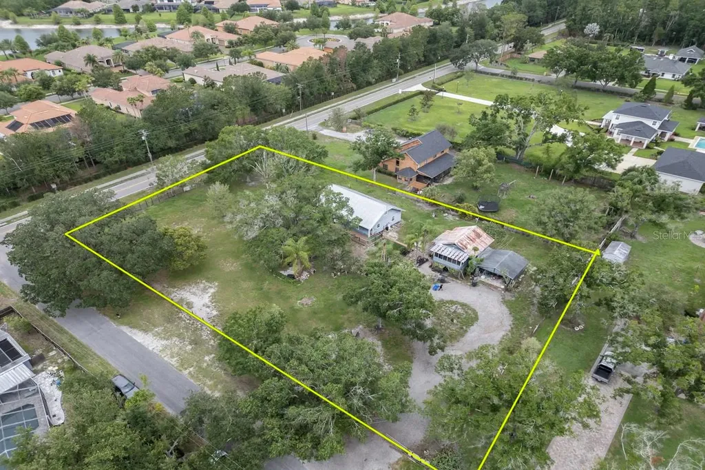 17321 Simmons Road Lutz FL 33548