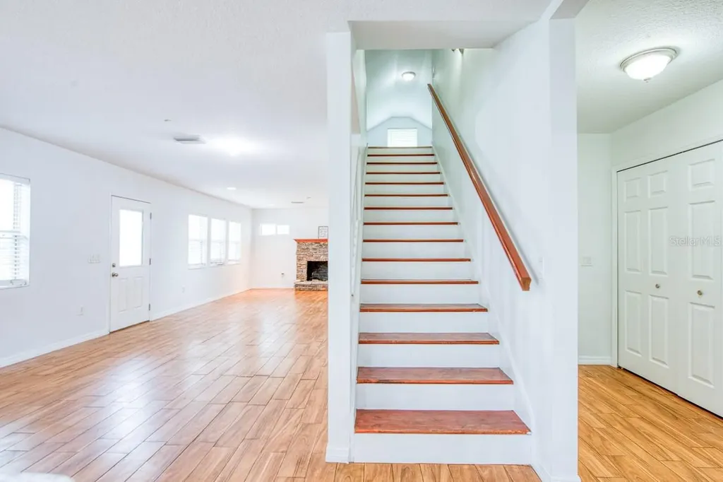 17321 Simmons Road Lutz FL 33548