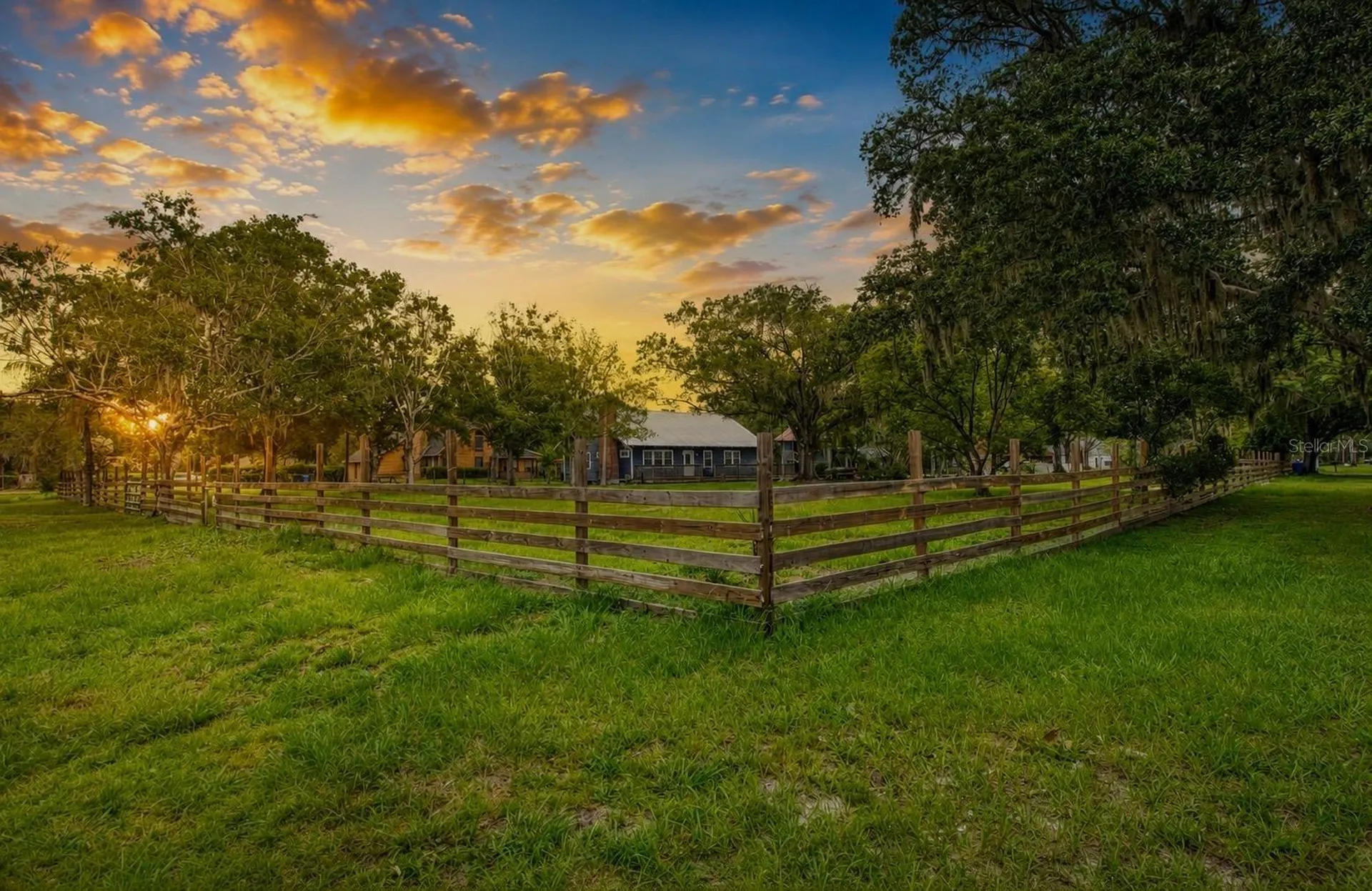 17321 Simmons Road Lutz FL 33548