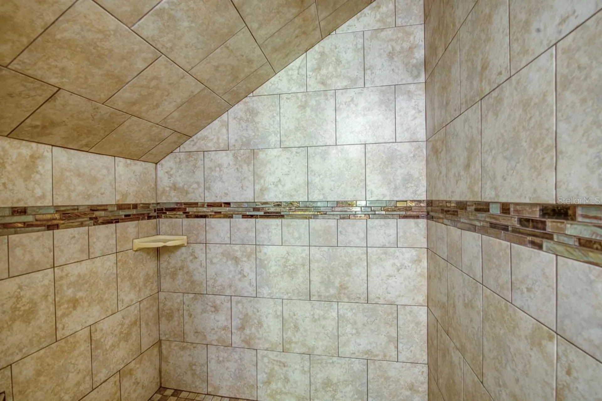 17321 Simmons Road Lutz FL 33548