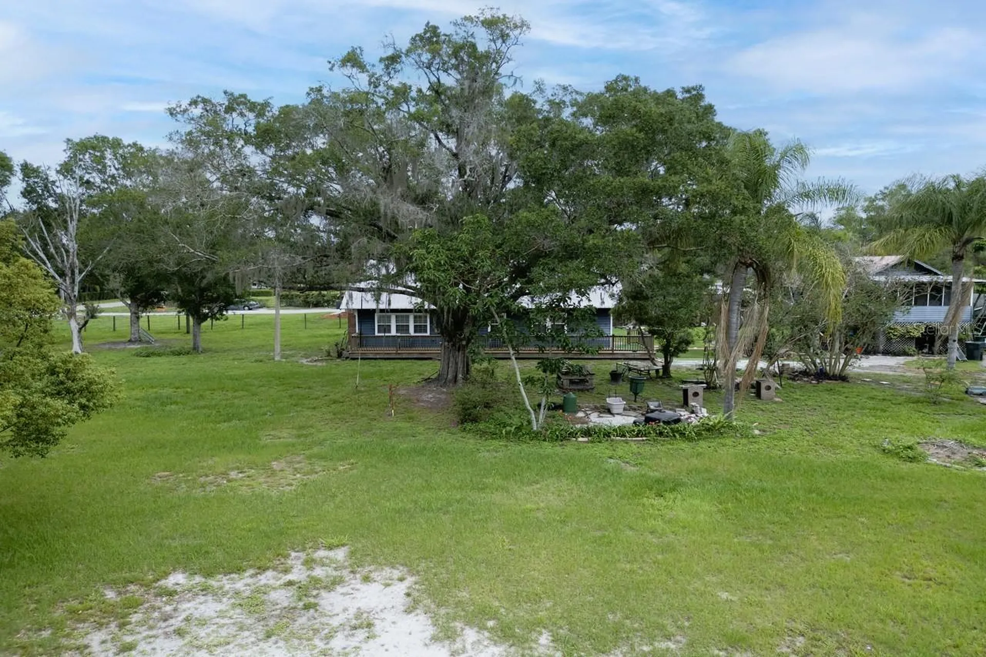 17321 Simmons Road Lutz FL 33548