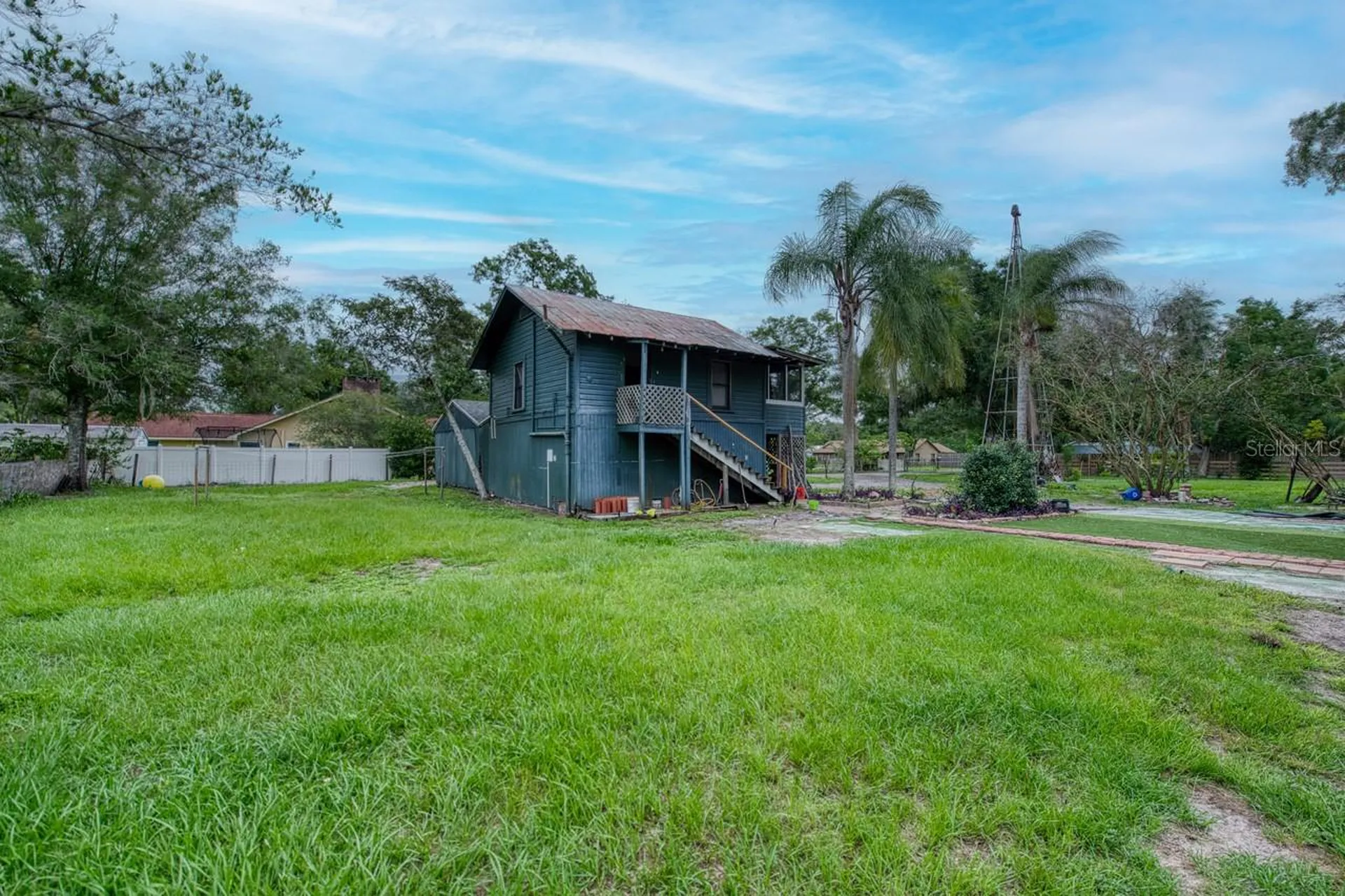 17321 Simmons Road Lutz FL 33548