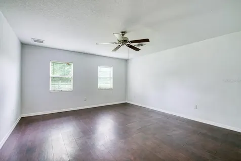 17321 Simmons Road Lutz FL 33548