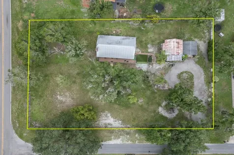17321 Simmons Road Lutz FL 33548