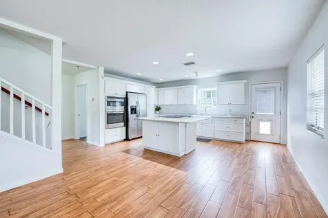 17321 Simmons Road Lutz FL 33548