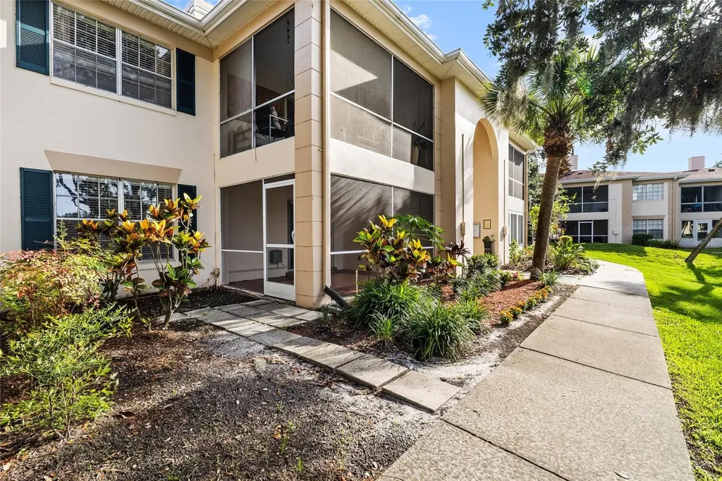 10360 Carrollwood Lane Tampa FL 33618