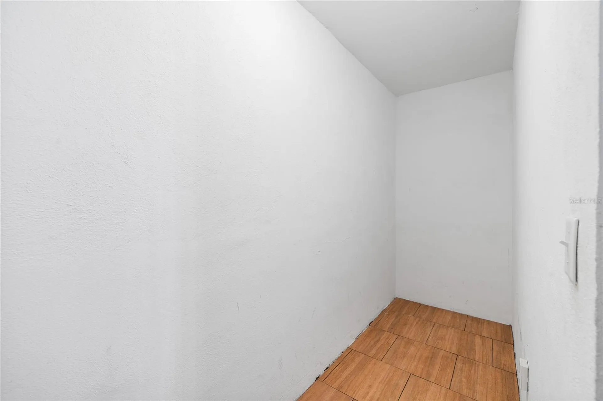 10360 Carrollwood Lane Tampa FL 33618