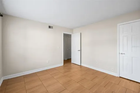 10360 Carrollwood Lane Tampa FL 33618