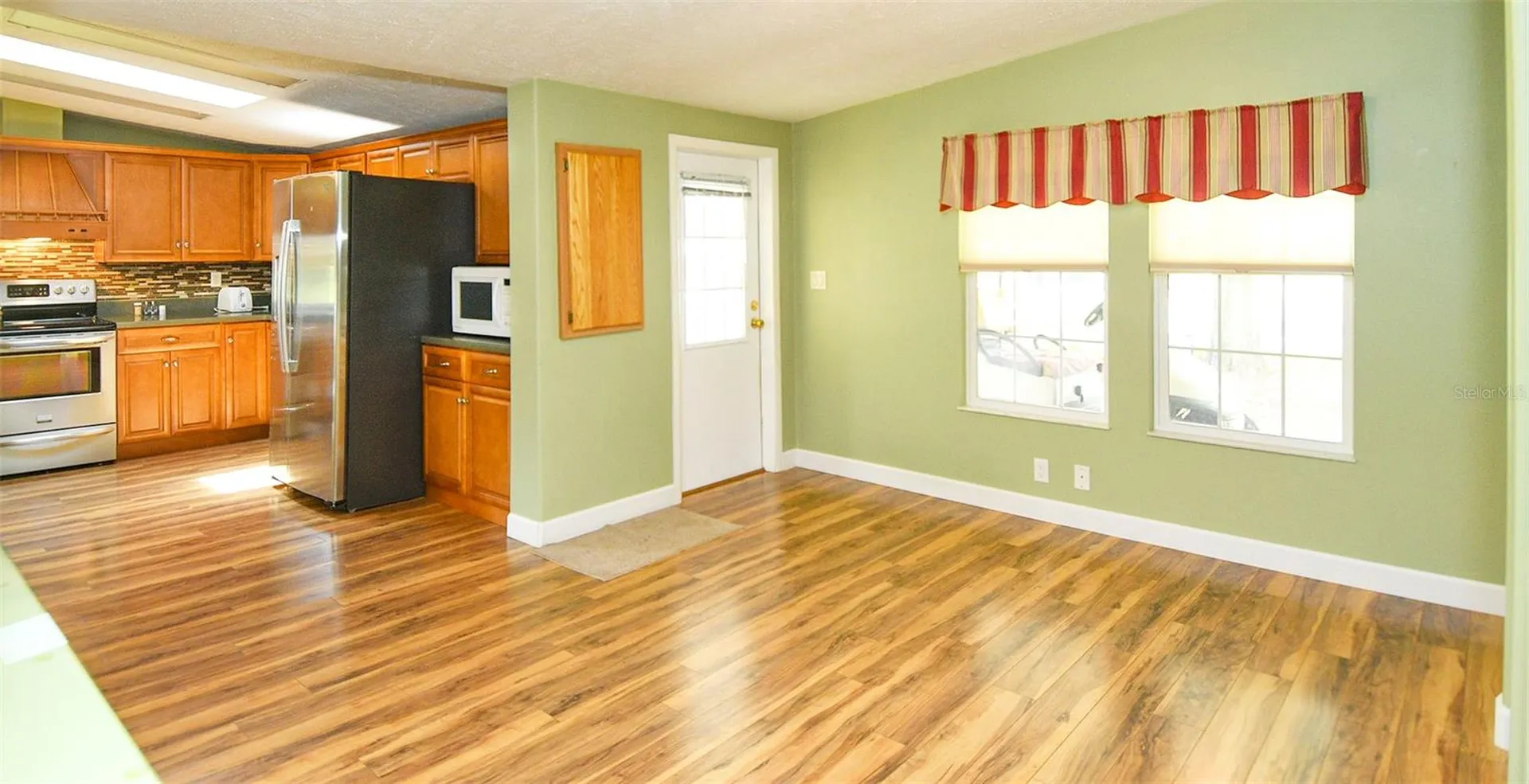 37848 Maywood Bay Drive Leesburg FL 34788