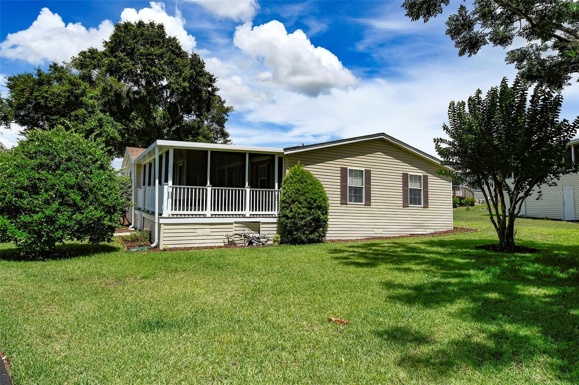 37848 Maywood Bay Drive Leesburg FL 34788