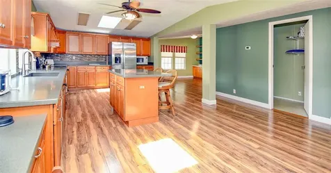 37848 Maywood Bay Drive Leesburg FL 34788