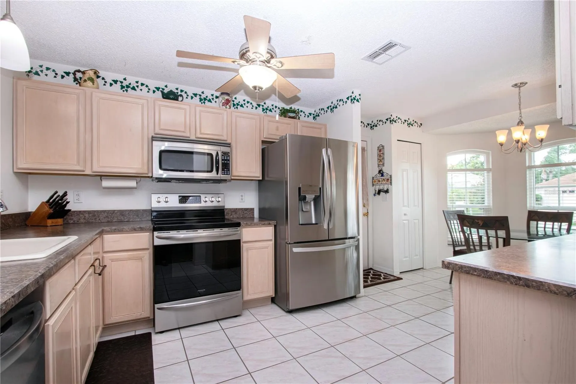1406 Bluewater Drive Sun City Center FL 33573