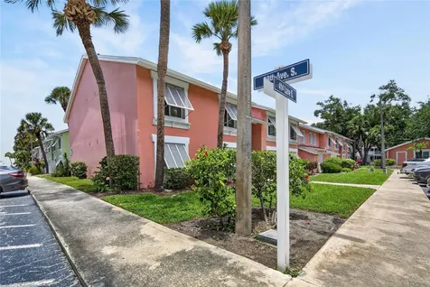 3795 41st Lane S St Petersburg FL 33711