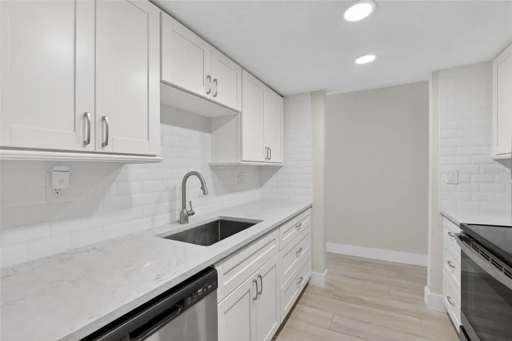 3795 41st Lane S St Petersburg FL 33711