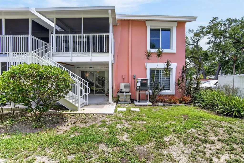 3795 41st Lane S St Petersburg FL 33711