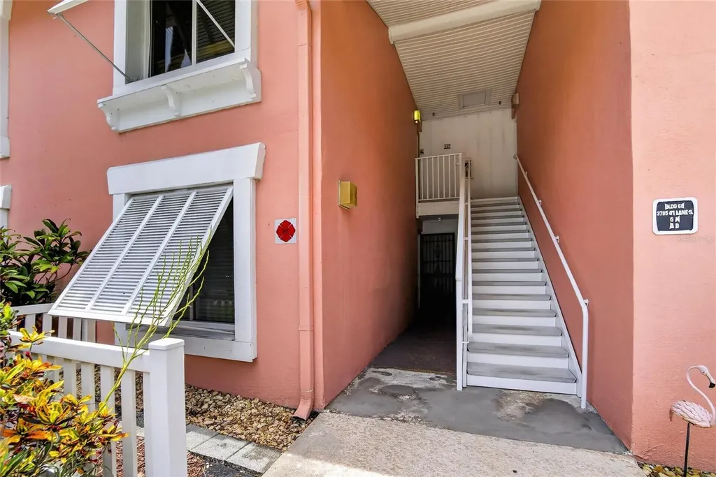 3795 41st Lane S St Petersburg FL 33711