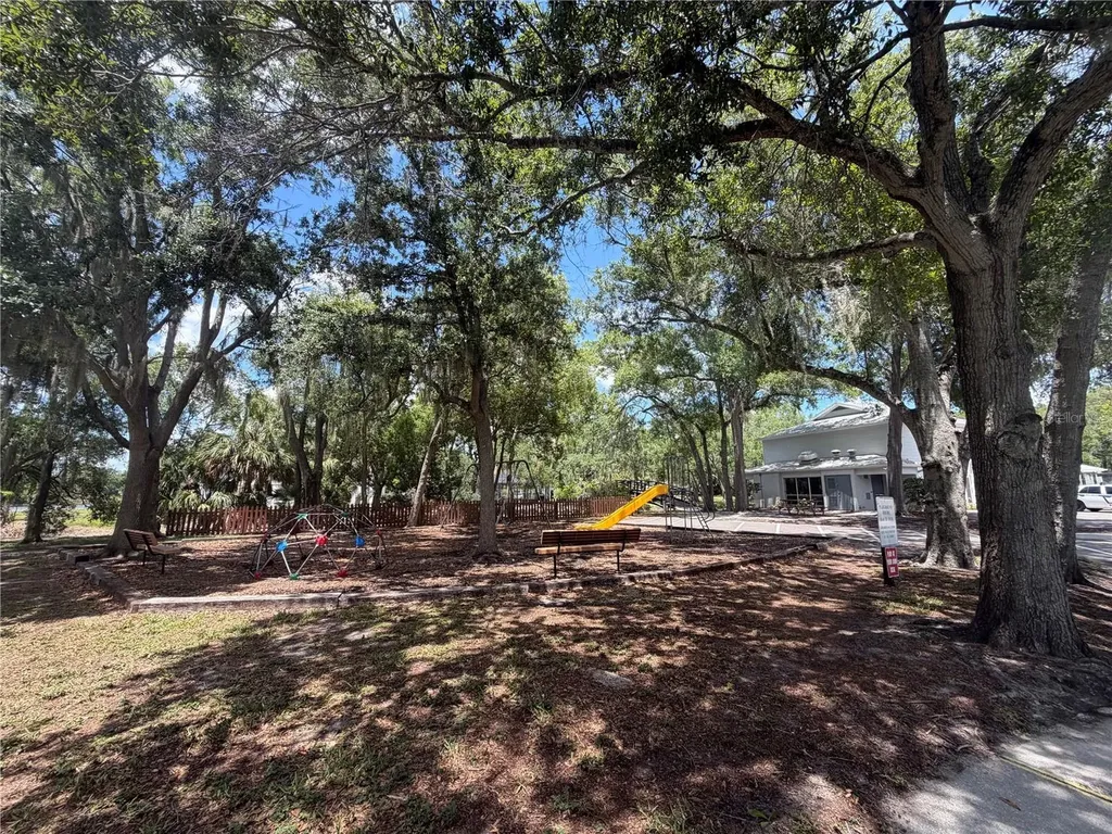 4105 Waterside Island Court Tampa FL 33617