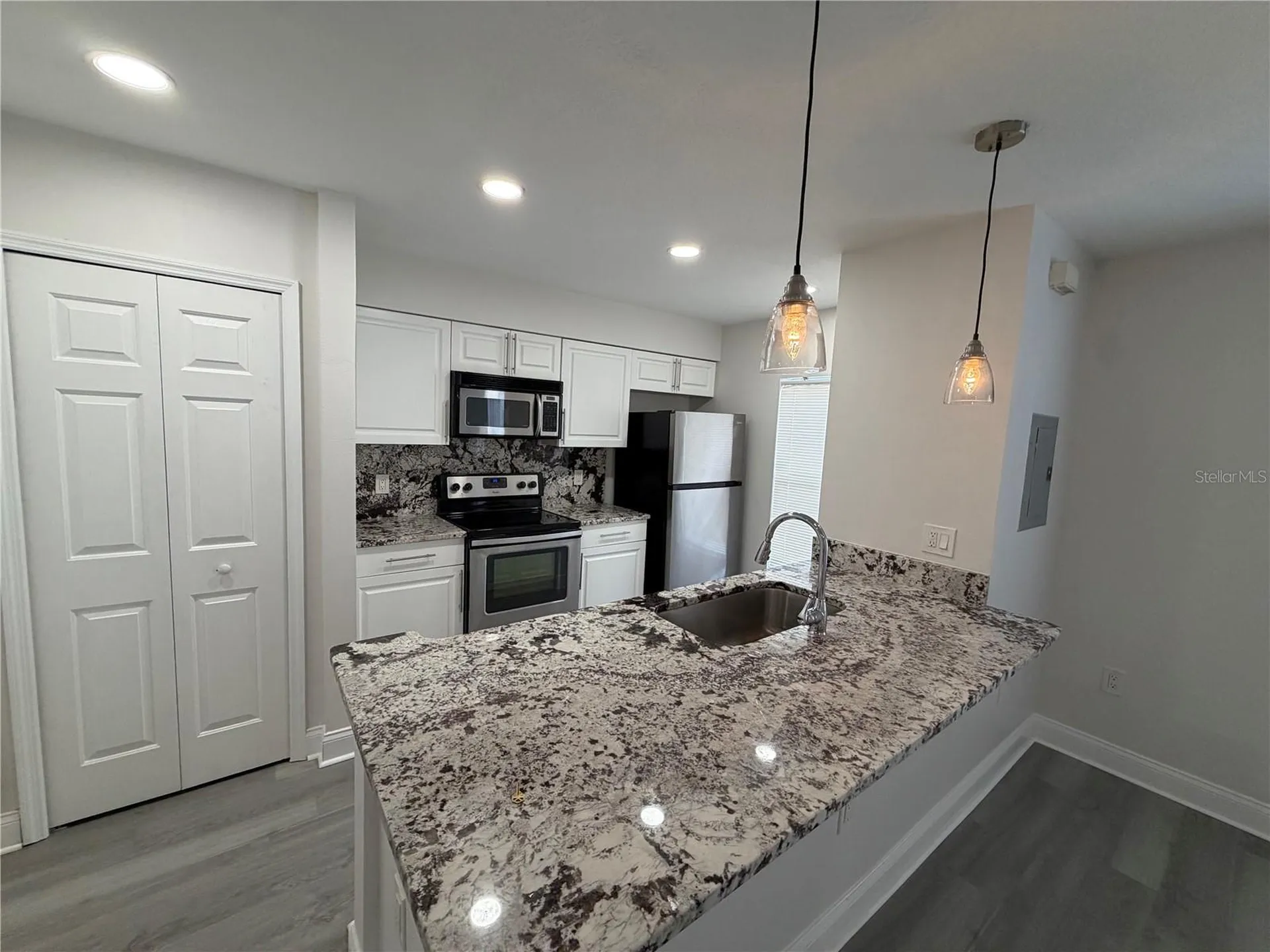 4105 Waterside Island Court Tampa FL 33617