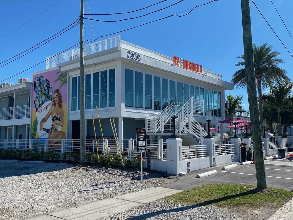 6700 Sunset Way St Pete Beach FL 33706