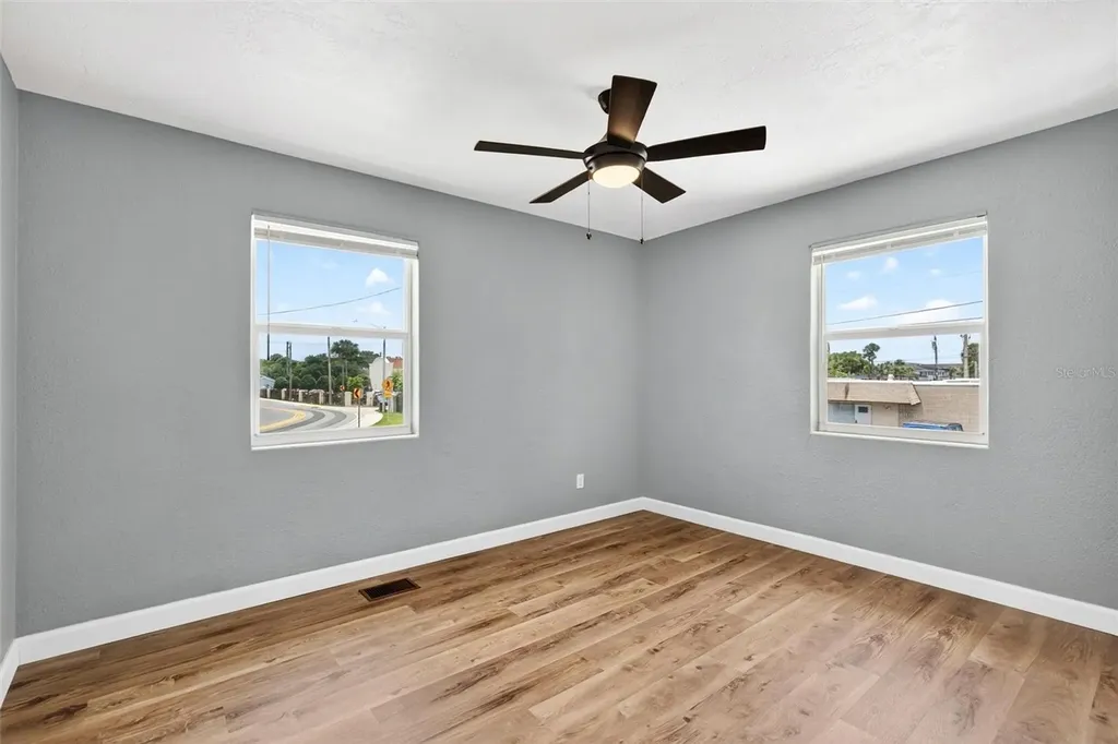 419 N Peninsula Drive Daytona Beach FL 32118