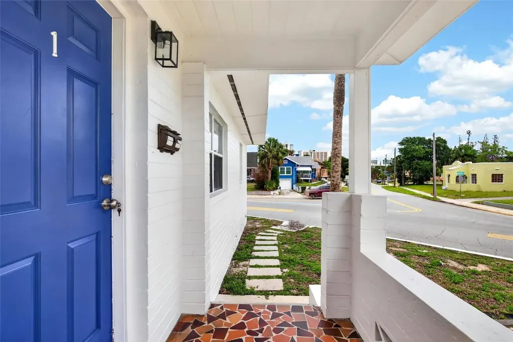 419 N Peninsula Drive Daytona Beach FL 32118
