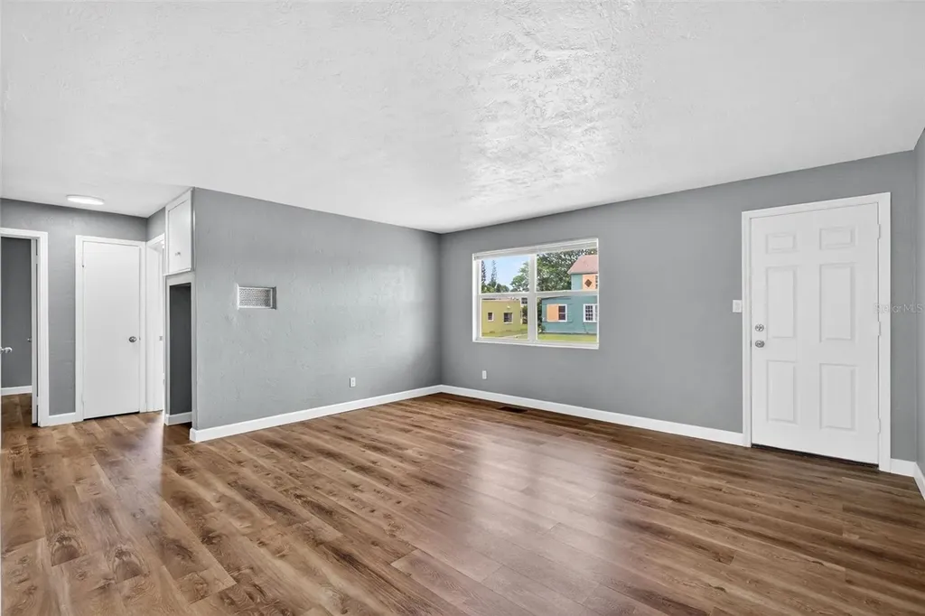 419 N Peninsula Drive Daytona Beach FL 32118