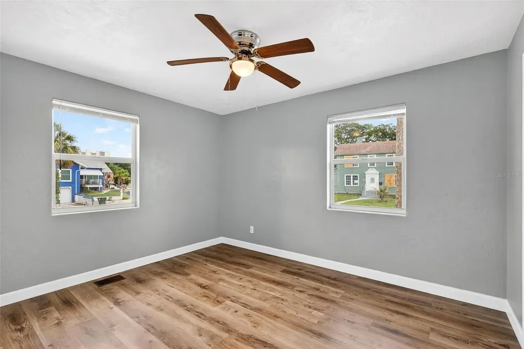419 N Peninsula Drive Daytona Beach FL 32118