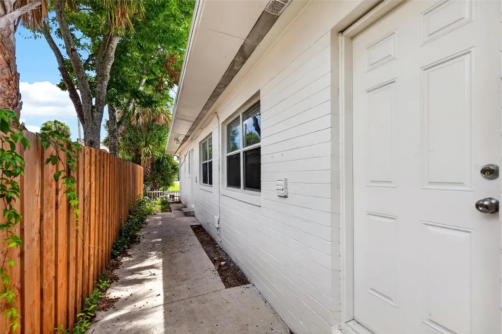 419 N Peninsula Drive Daytona Beach FL 32118