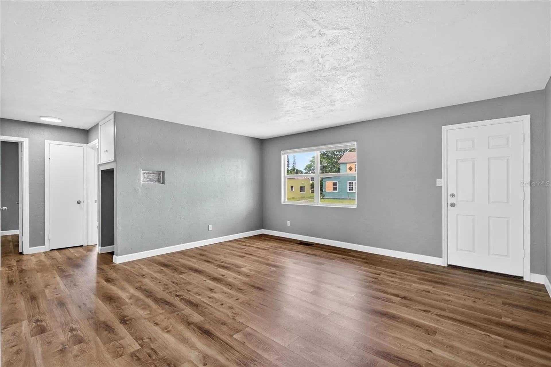 419 N Peninsula Drive Daytona Beach FL 32118