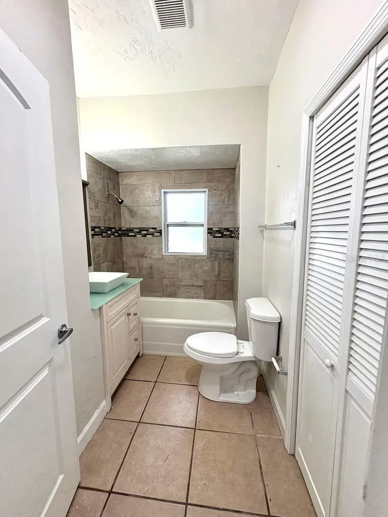 4106 W Arch Street Tampa FL 33607