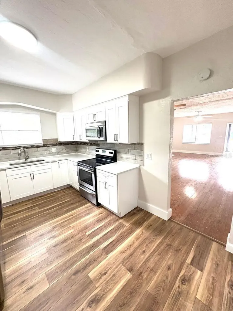 4106 W Arch Street Tampa FL 33607