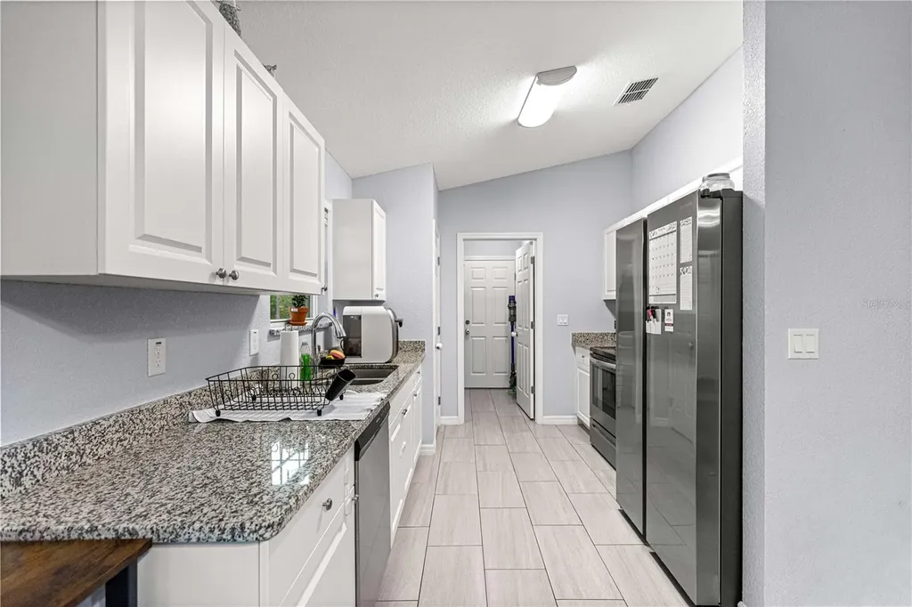 14180 SE 35th Court Summerfield FL 34491