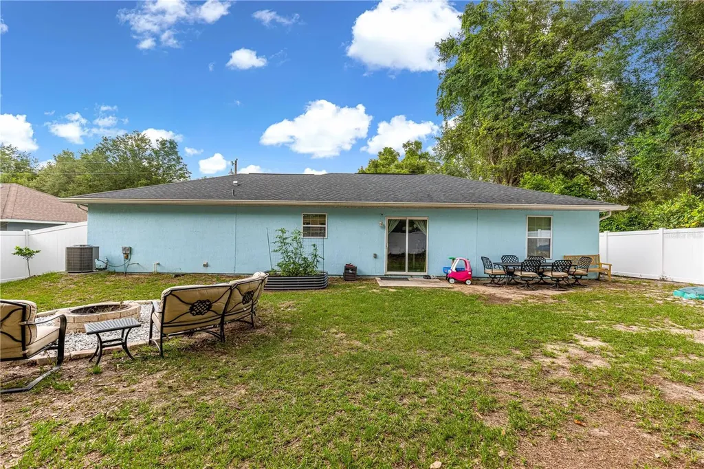 14180 SE 35th Court Summerfield FL 34491