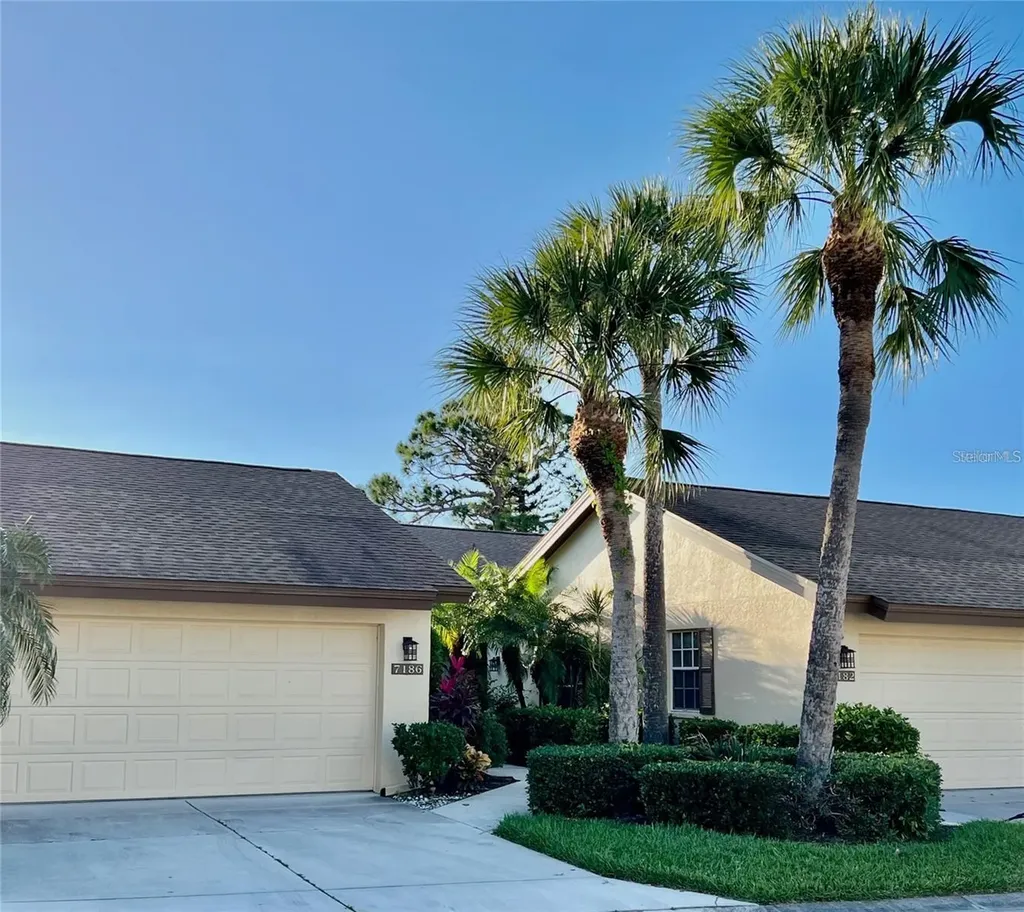 7186 Lakeside Drive Sarasota FL 34243