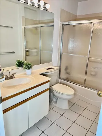 7186 Lakeside Drive Sarasota FL 34243