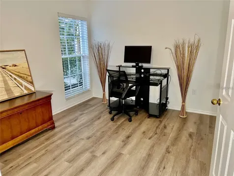7186 Lakeside Drive Sarasota FL 34243