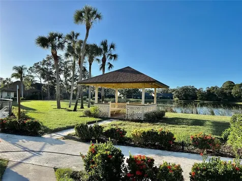 7186 Lakeside Drive Sarasota FL 34243