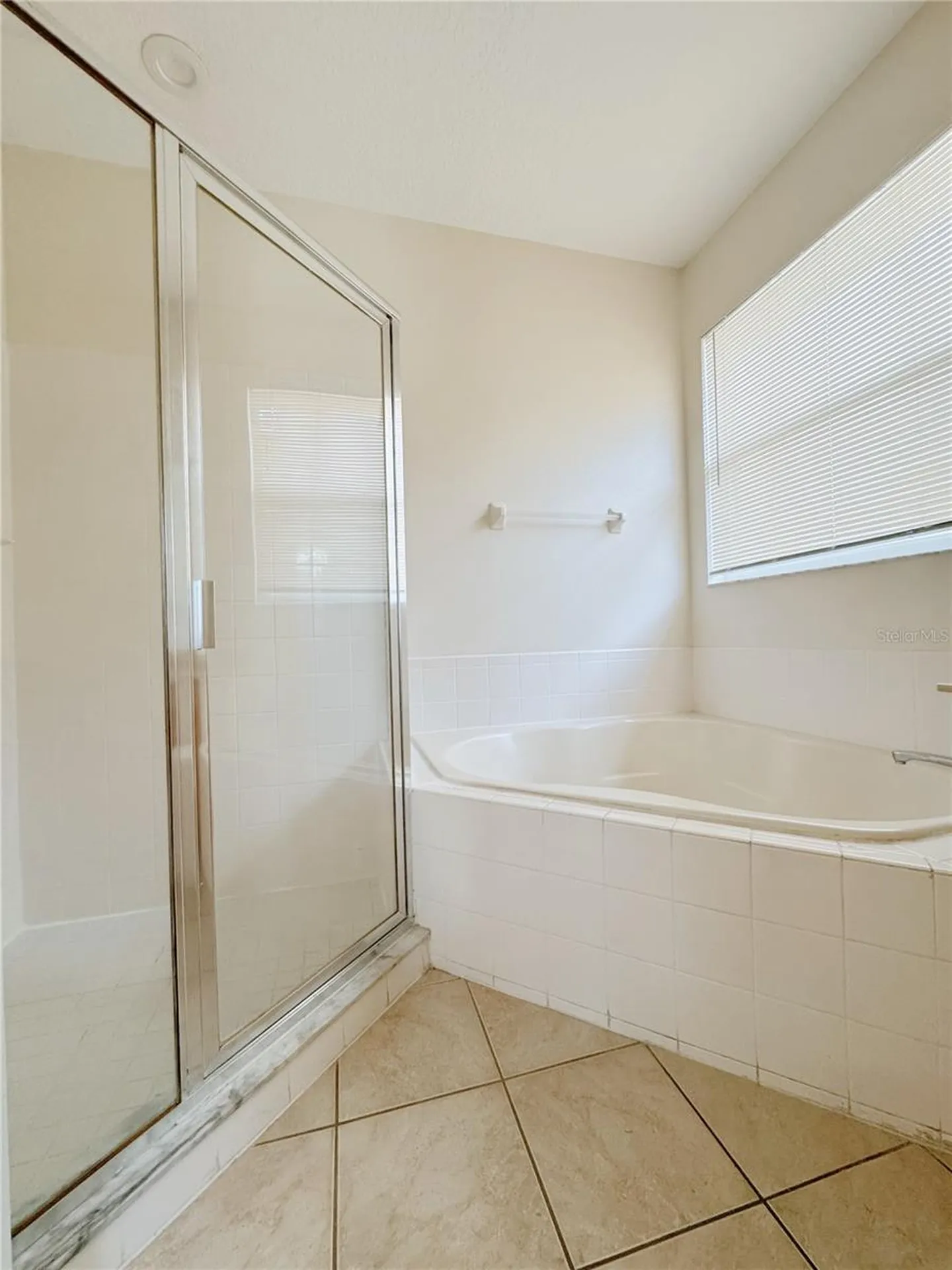 4932 Bellthorn Drive Orlando FL 32837