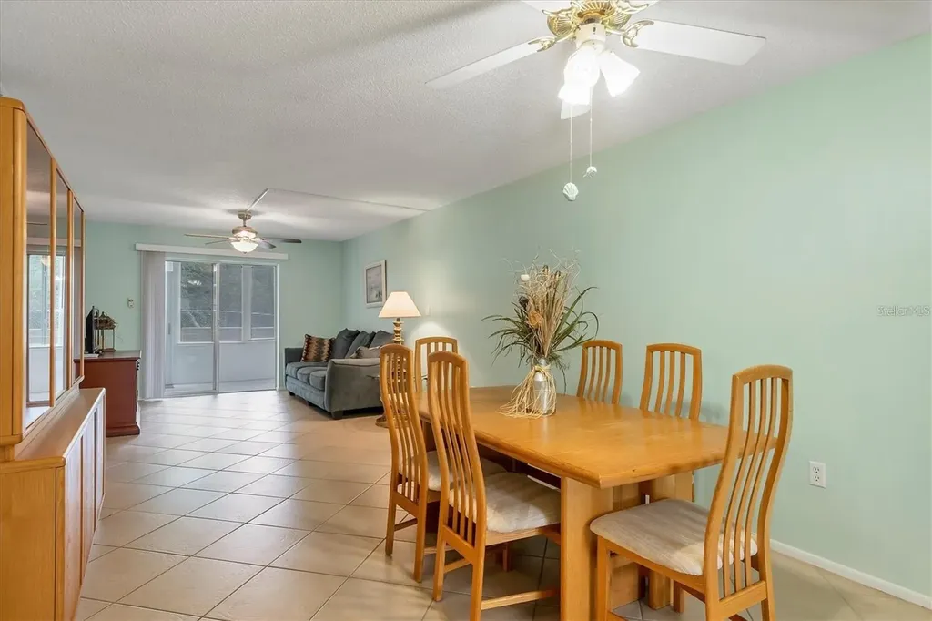 3532 Lake Bayshore Drive Bradenton FL 34205
