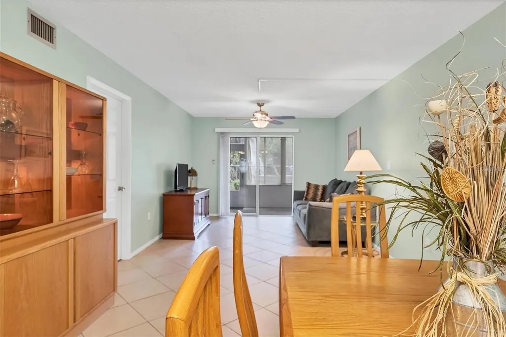 3532 Lake Bayshore Drive Bradenton FL 34205