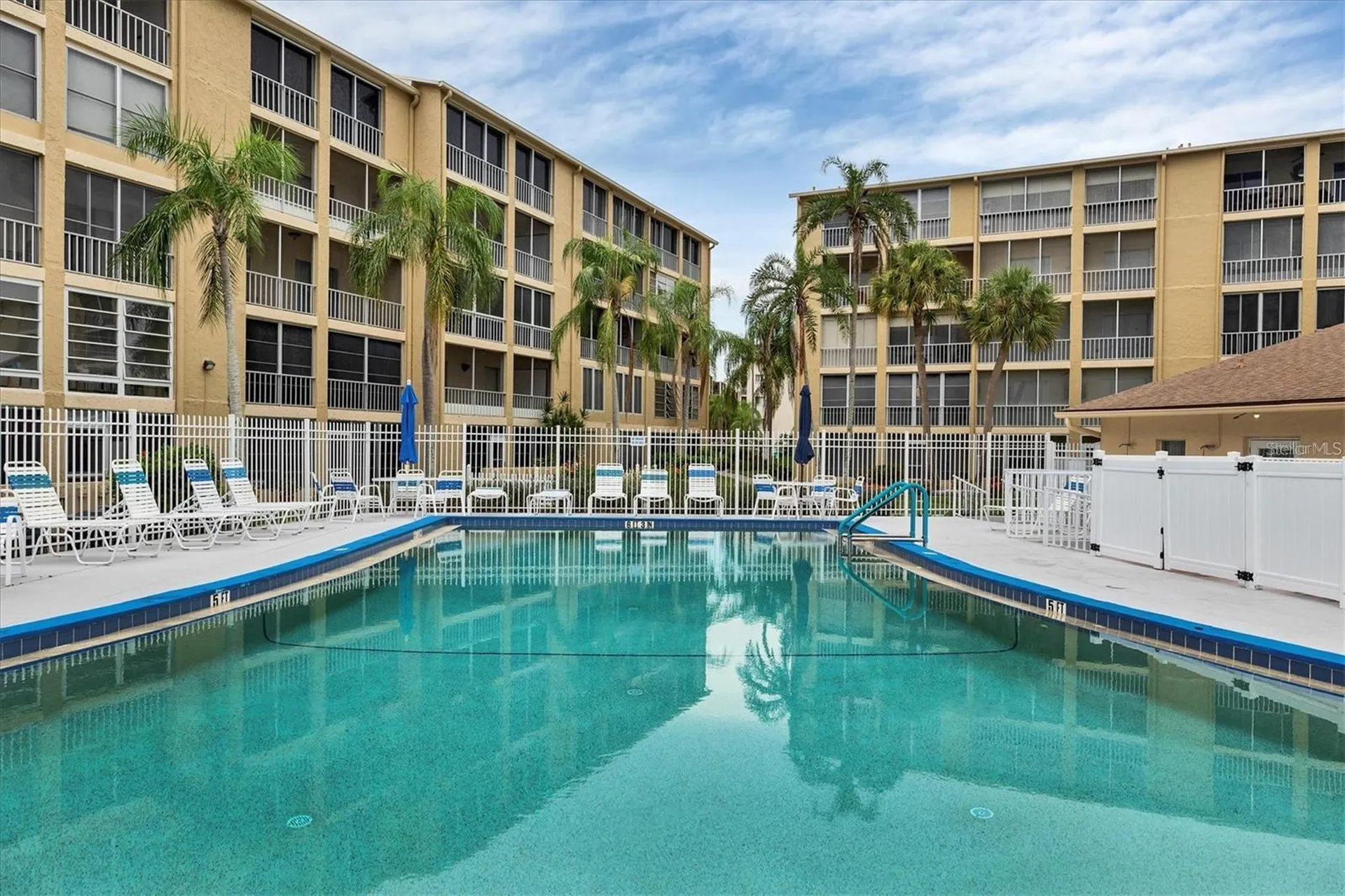3532 Lake Bayshore Drive Bradenton FL 34205