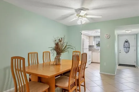 3532 Lake Bayshore Drive Bradenton FL 34205