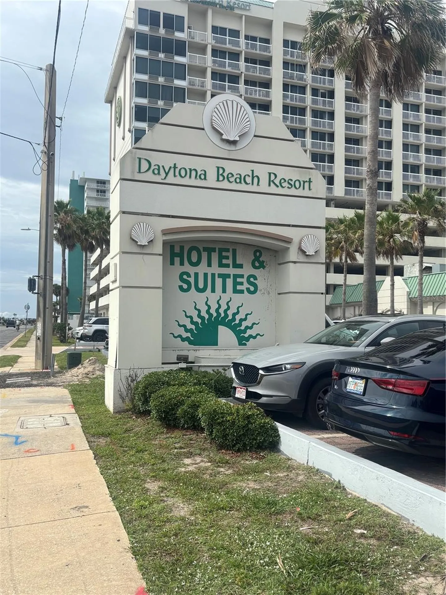 2700 N Atlantic Avenue Daytona Beach FL 32118