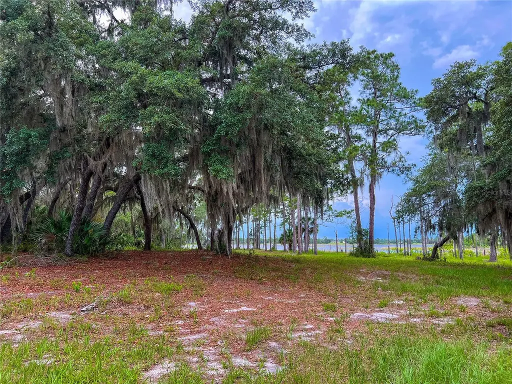 2332 Mitchell Island Road Deltona FL 32738