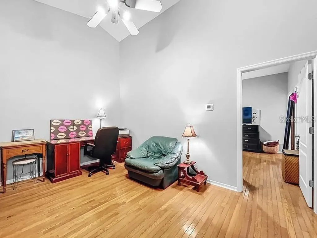 14 Seagrape Circle Clearwater FL 33759